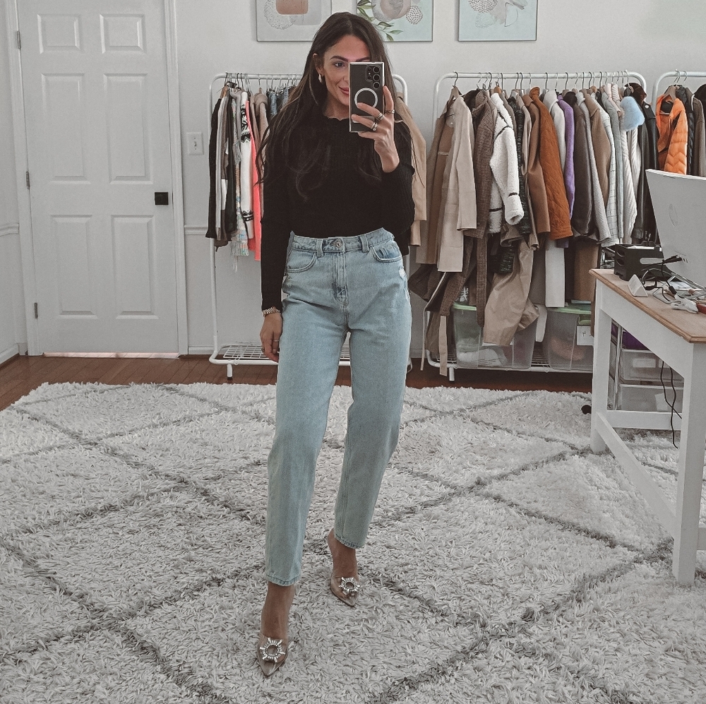 Zara high rise mom straight leg jeans size 2 - Picture 4 of 8